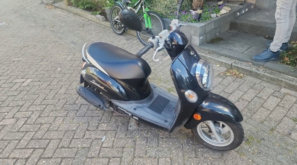 Kymco - Snorscooter

POF

Geschiedenis

Sento, Ophalen, Gebruikt, Kymco, Benzine