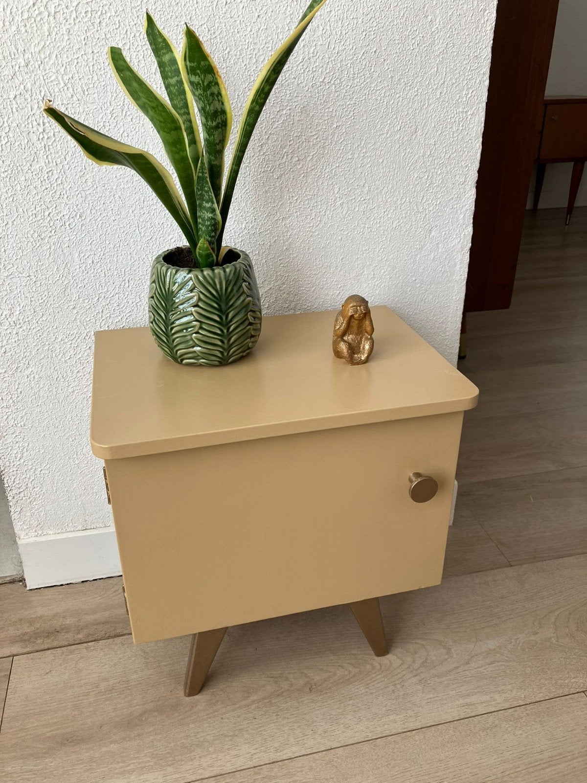 Vintage mid century  nachtkastje !, Ophalen of Verzenden, 50 tot 100 cm, Minder dan 50 cm, Minder dan 50 cm