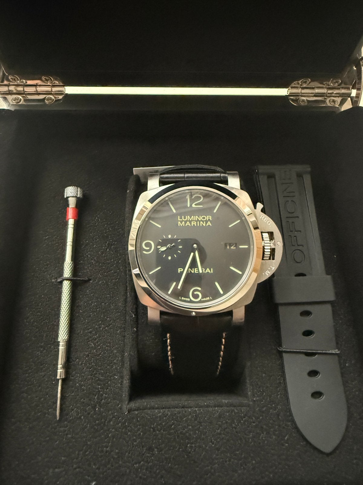 PANERAI Luminor Marina Black Stainless Steel - 44MM- PAM0312, Ophalen, Leer, Polshorloge, Zo goed als nieuw
