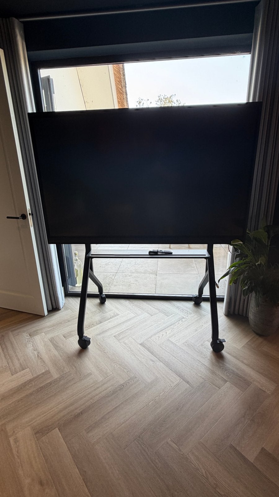 Clevertouch IMPACT Plus 75" Interactive LED Display, Audio, Tv en Foto, LED, 50 Hz, Zo goed als nieuw, 100 cm of meer