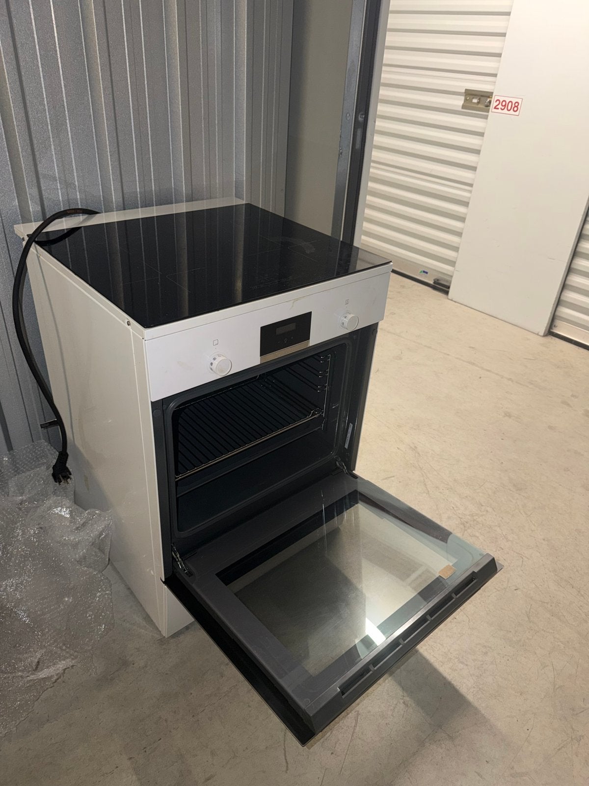 Bosch HLR390020 Vrijstaand Inductie Fornuis met Oven, Hete lucht, 60 cm of meer, Zo goed als nieuw, Energieklasse A of zuiniger