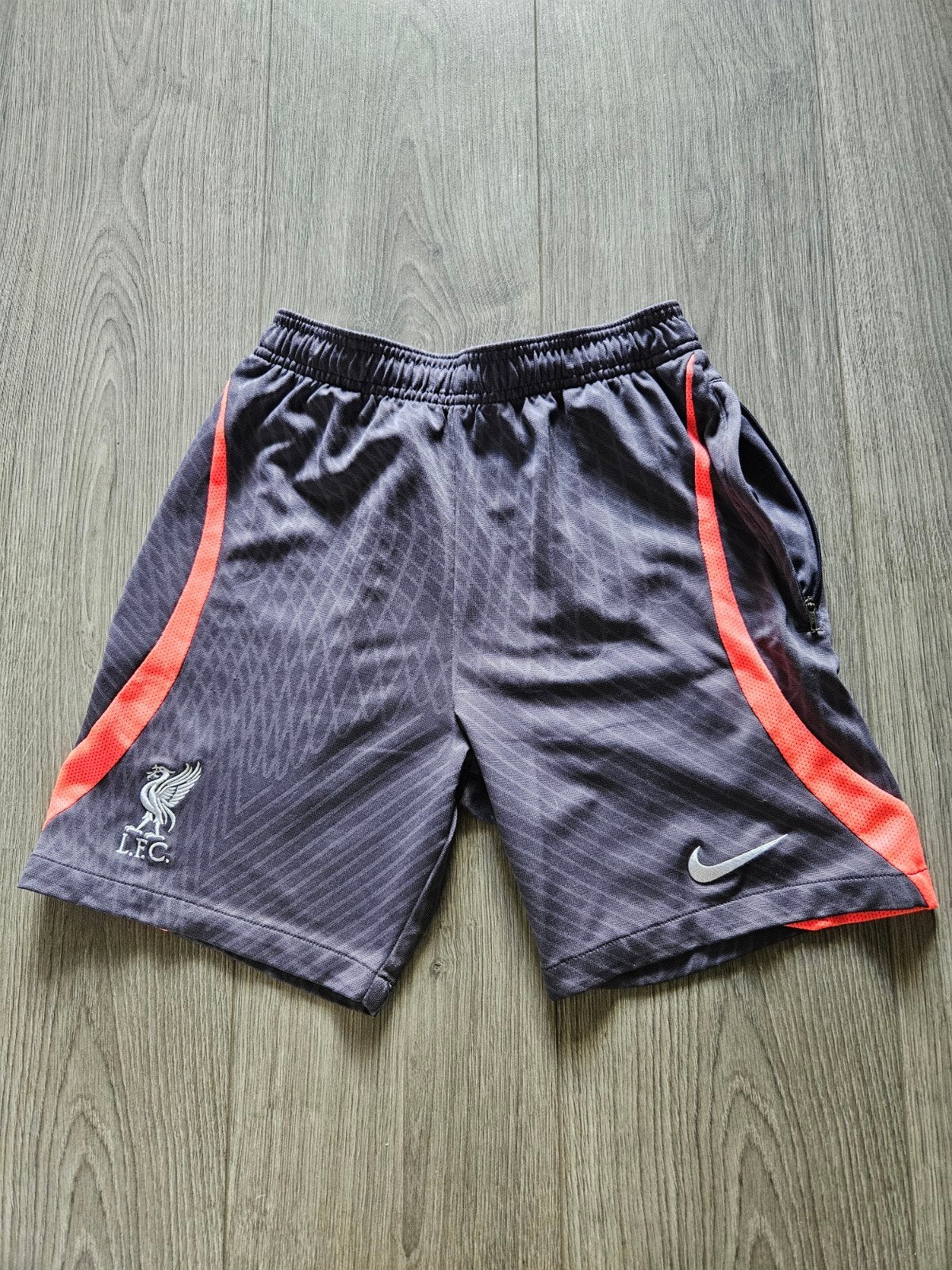Liverpool fc korte broek (147-158 kids), Ophalen of Verzenden, Zo goed als nieuw, Buitenlandse clubs, Shirt