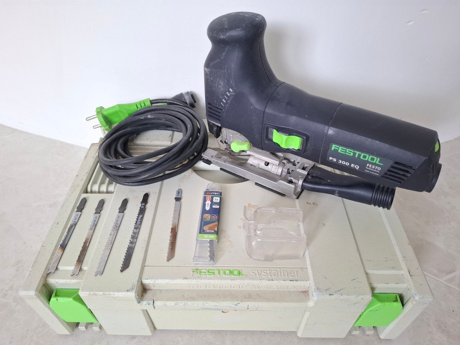 FESTOOL Trion PS 300 EQ pendeldecoupeerzaag, complete set, Ophalen, Gebruikt, 600 tot 1200 watt, Festool