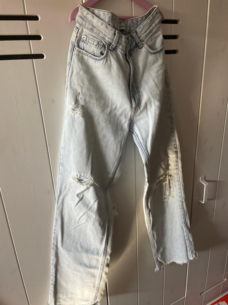 Tiffosi Taylor jeans, lichtblauw, maat M, met gaten, Ophalen of Verzenden, Gebruikt, Meisje, Broek