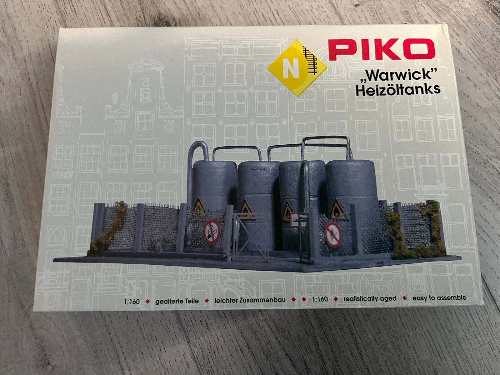 Piko N "Warwick" Heizöltanks - Nieuw in doos, Hobby en Vrije tijd, Ophalen of Verzenden, Nieuw, Overige typen, Piko