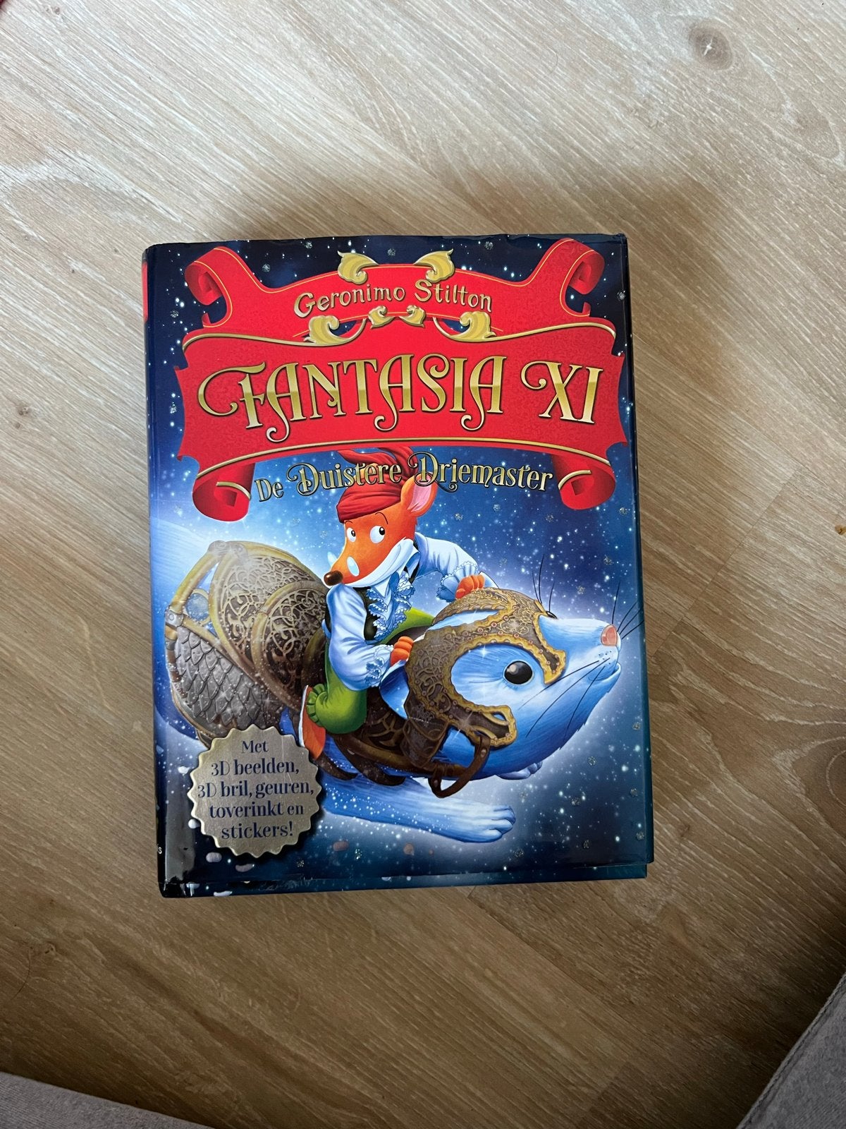Geronimo Stilton Fantasia XI - De Duistere Driemaster, Ophalen of Verzenden, Zo goed als nieuw, Sprookjes