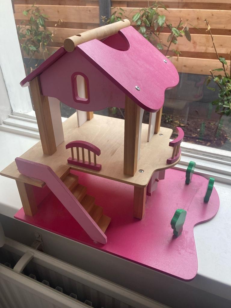 Houten poppenkast huisje, Kinderen en Baby's, Speelgoed | Poppenhuizen, Ophalen, Gebruikt, Poppenhuis