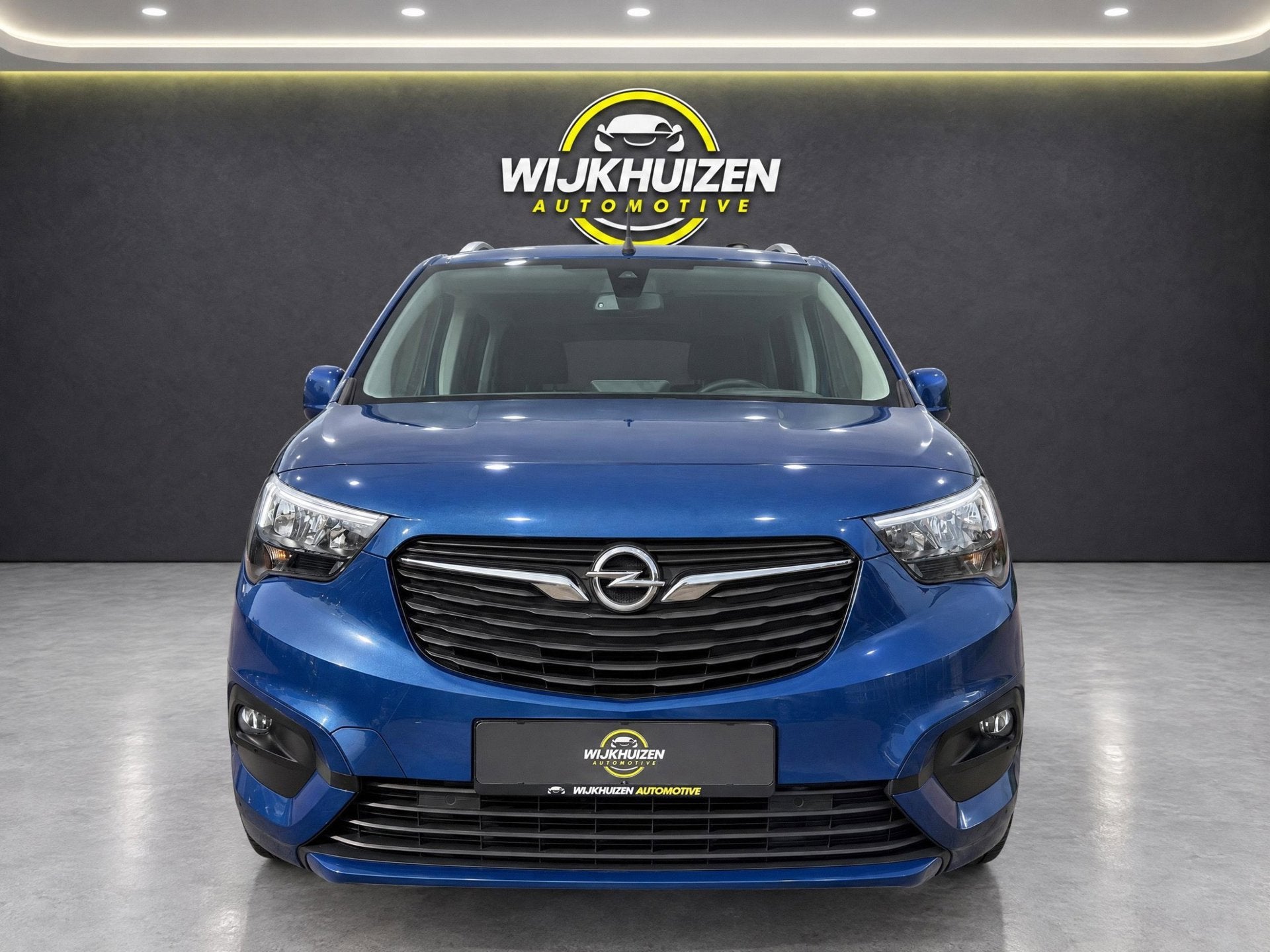 Opel Combo Tour 1.2 Turbo L1H1 Luxury Edition met Climate !, Voorwielaandrijving, Stof, Gebruikt, Zwart