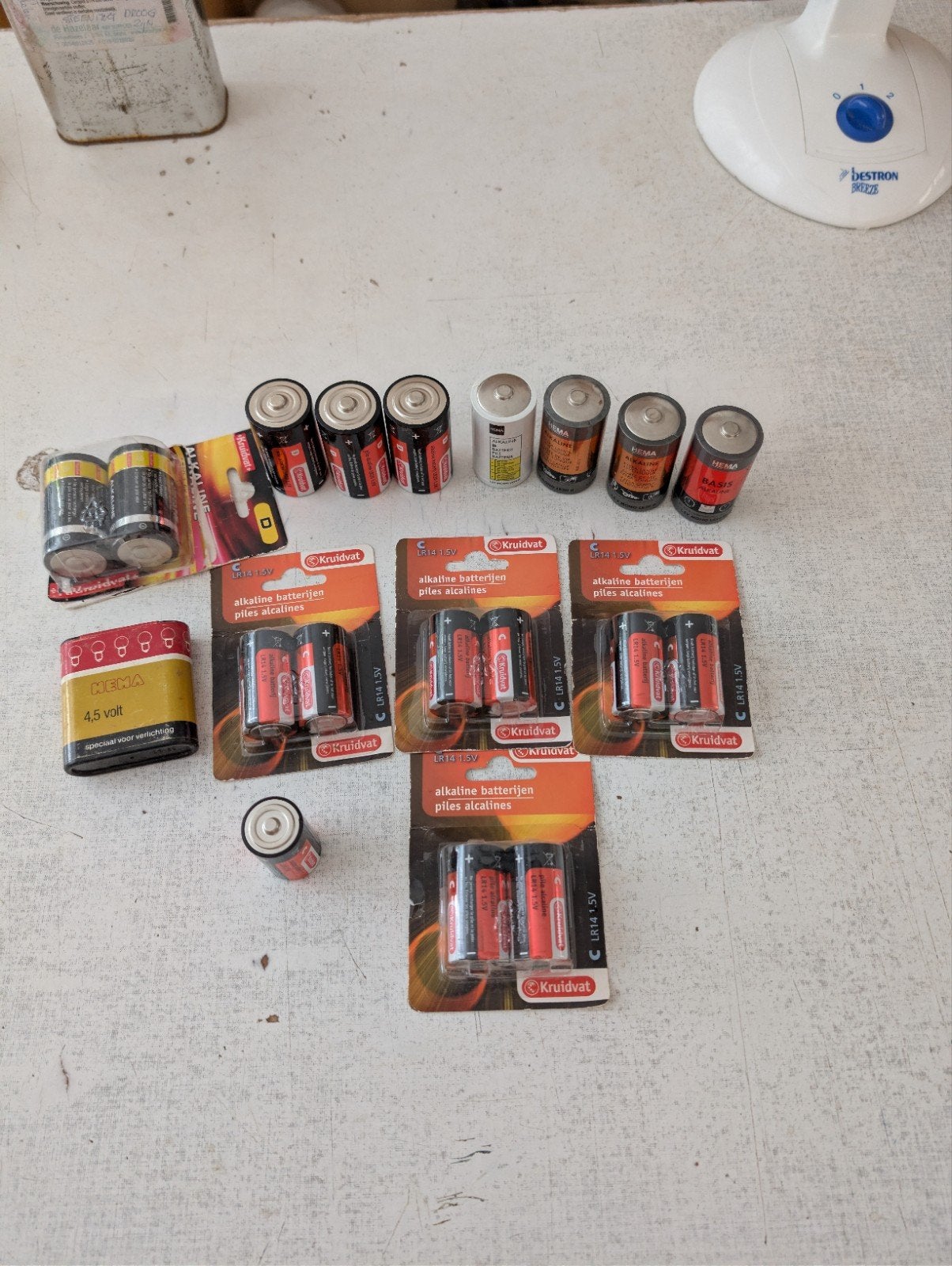20 grote batterijen voor op de camping, Ophalen
