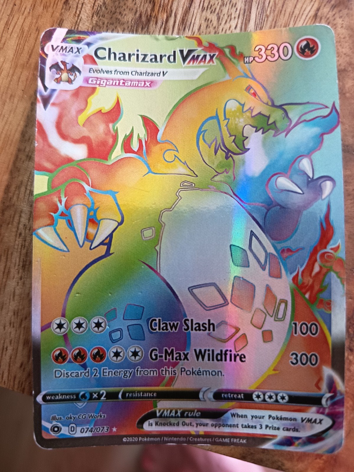 Pokémon Charizard VMAX Rainbow Rare 074/073, Hobby en Vrije tijd, Verzamelkaartspellen | Pokémon, Ophalen of Verzenden, Zo goed als nieuw