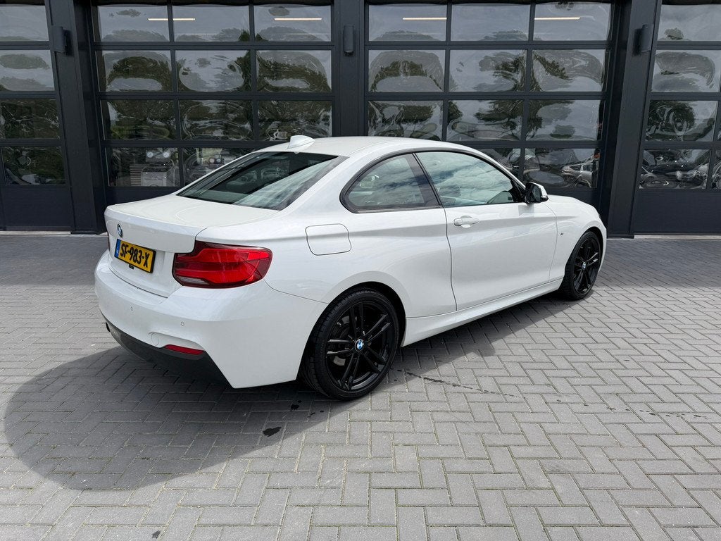 BMW 2 Serie 218i Coupé M sport aut (bj 2018, automaat), Auto's, BMW, Automaat, 136 pk, Gebruikt, 4 stoelen