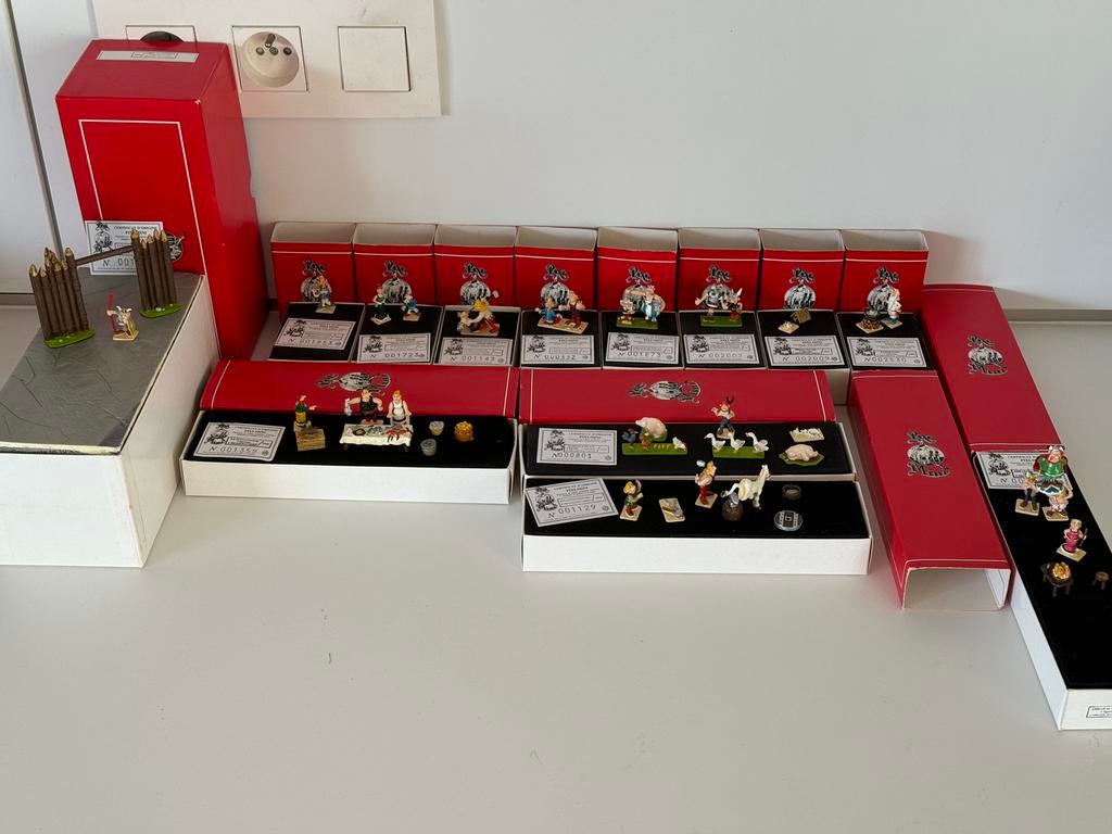 Asterix Pixi Mini Village-objecten, Verzamelen, Ophalen of Verzenden, Asterix en Obelix, Zo goed als nieuw, Beeldje of Figuurtje