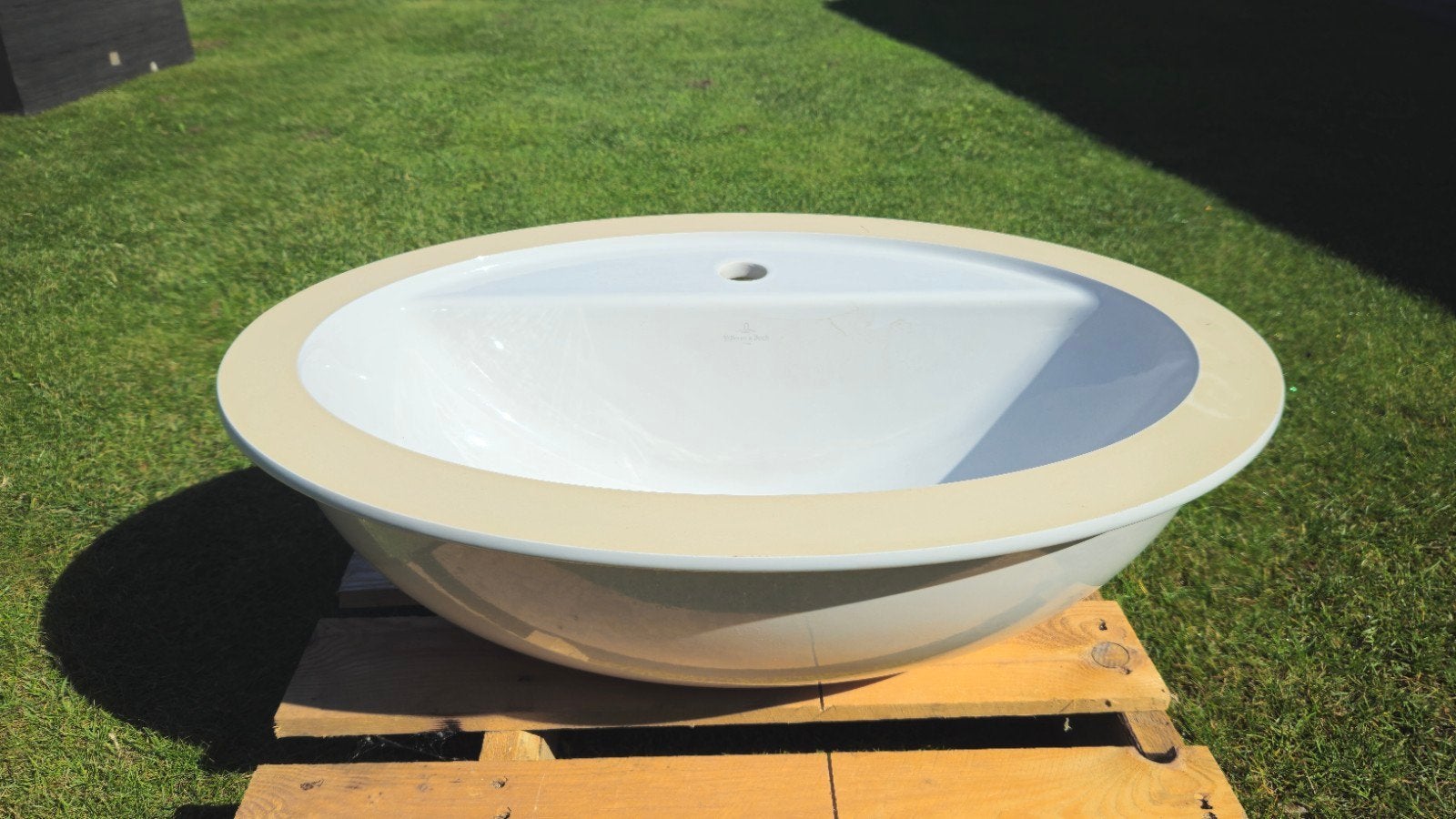 Villeroy & Boch Loop & Friends wastafel - nieuw/ongebruiktfe, Huis en Inrichting, Badkamer | Badkamermeubels, Ophalen, Minder dan 50 cm