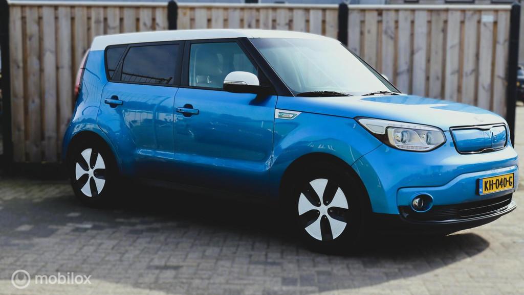 Kia Soul EV ExecutiveLine 27 kWh, Stof, Gebruikt, Blauw, 1465 kg