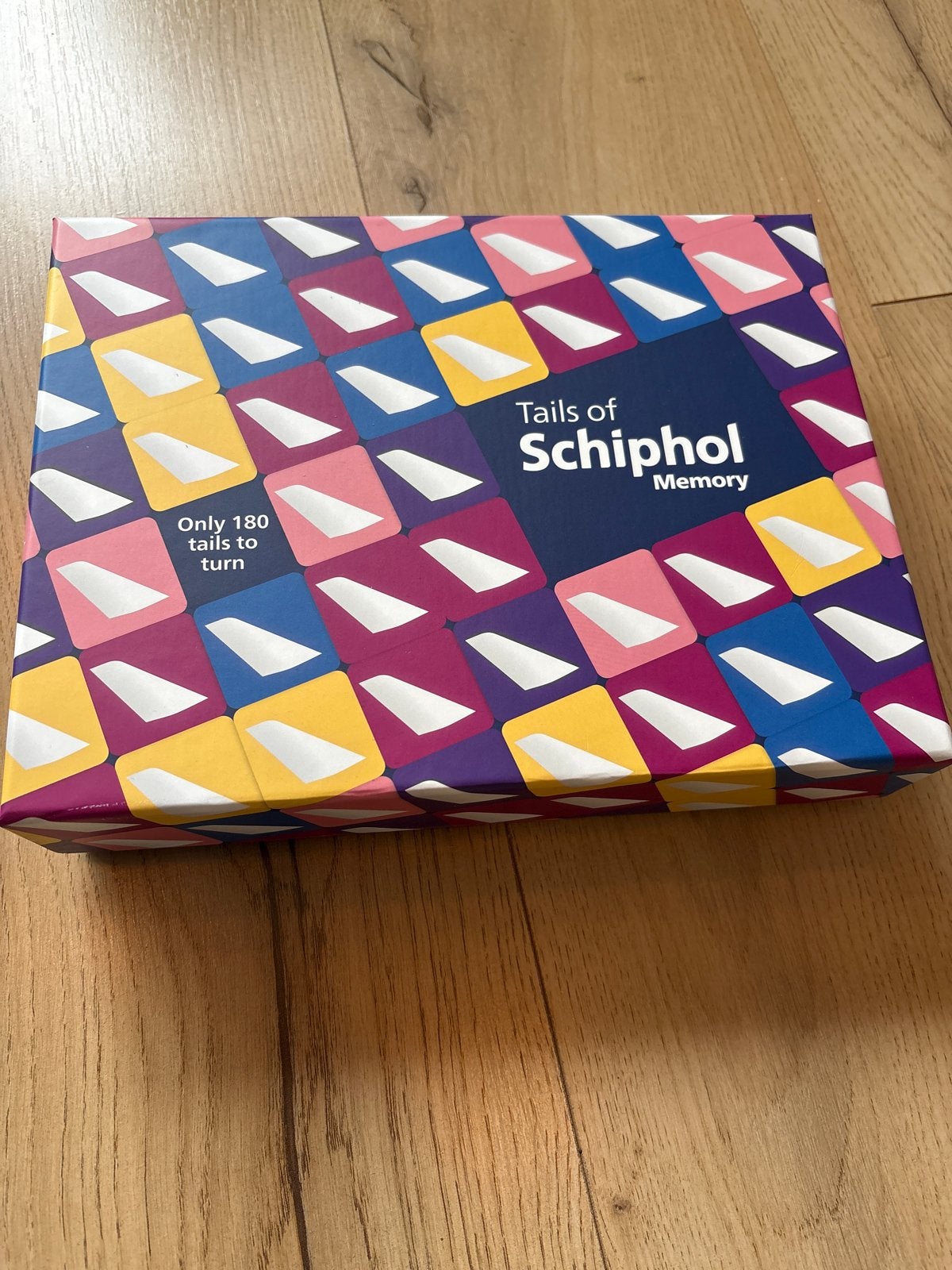 Tails of Schiphol Memory Spel - Vliegtuigstaarten, Een of twee spelers, Ophalen of Verzenden, Zo goed als nieuw