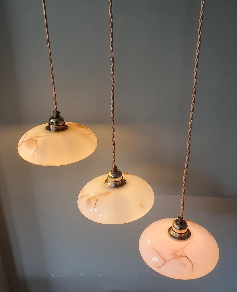 Set van 3 vintage gemarmerde opaline hanglampen - Art Deco, Ophalen of Verzenden, Zo goed als nieuw, Glas, Art deco, vintage, klassiek, retro