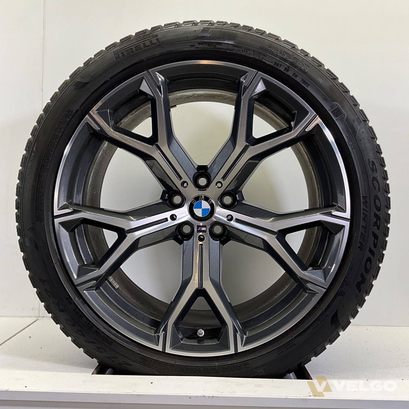 BMW X5 G05 X6 G06 BREEDSET VELGEN + WINTERBANDEN 21 INCH ORI, Gebruikt, -, 275 mm, -