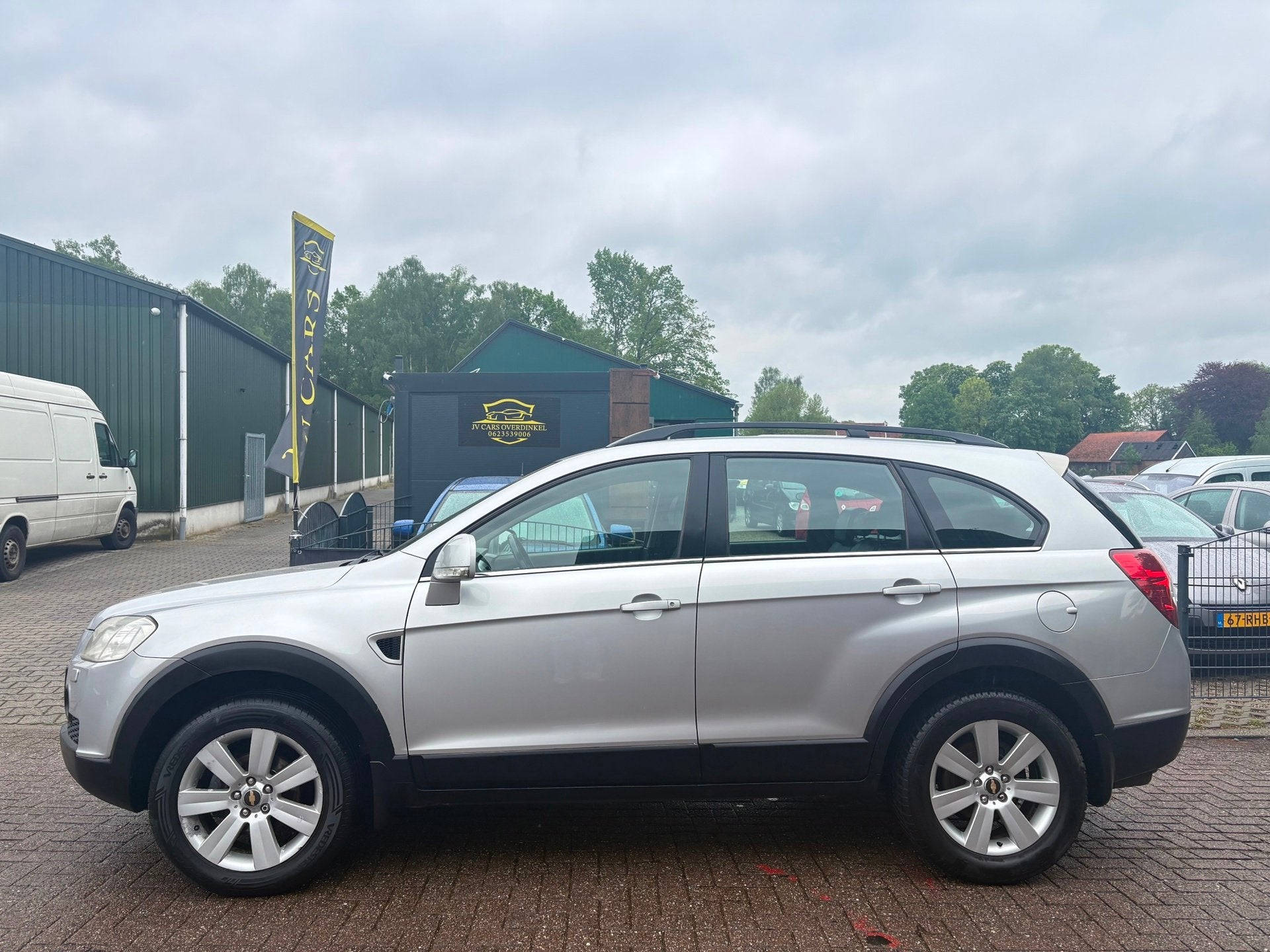 Chevrolet Captiva 3.2i ExecutiveAUTOMAAT,LEER,AIRCO,CRUISE,4, 1780 kg, 3195 cc, Gebruikt, 2000 kg