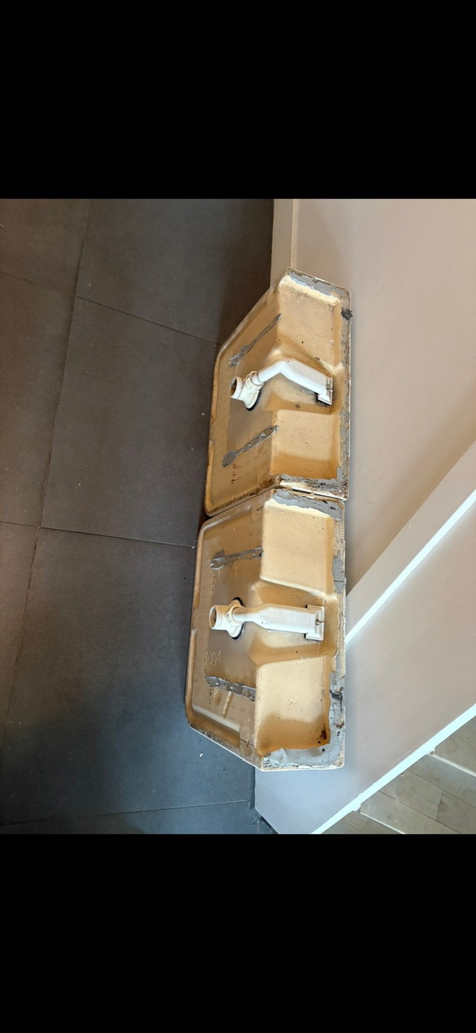 2 brocante gootstenen met afvoer, Ophalen, Gebruikt, Wastafel