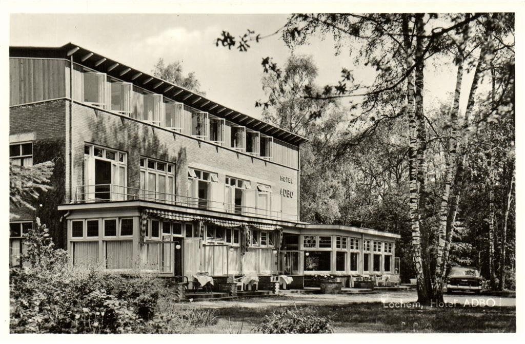 Lochem, Hotel ADBO - auto - 1960 gelopen, Ophalen of Verzenden, 1960 tot 1980, Gelopen, Gelderland