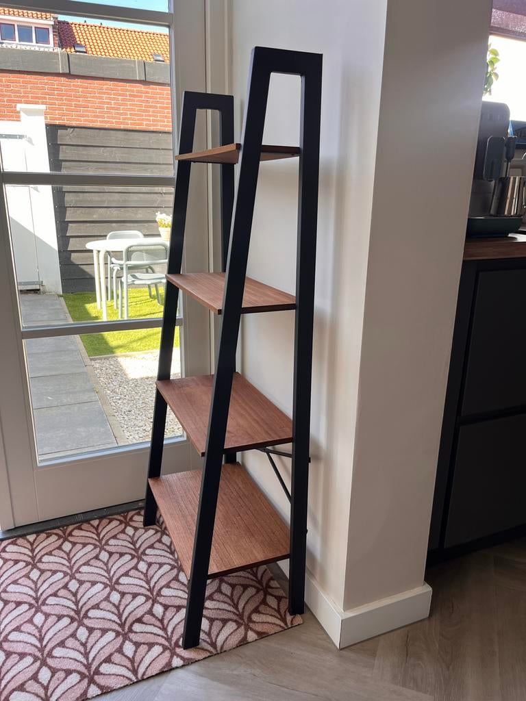 Modern Wandrek met Zwart Frame en Houten Planke, Huis en Inrichting, Kasten | Boekenkasten, Ophalen, Met plank(en), Minder dan 50 cm