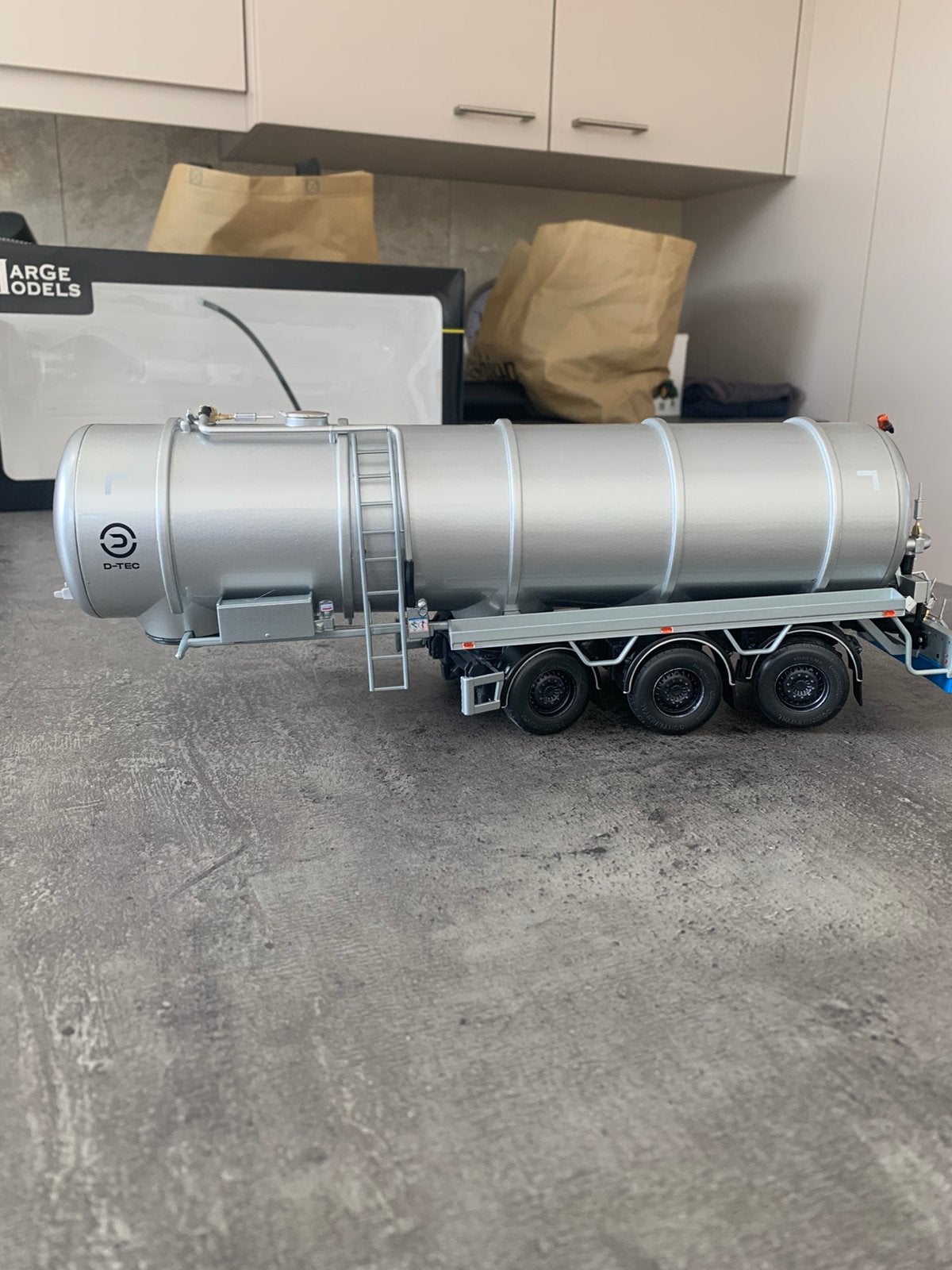 D-TEC MESTOPLEGGER 1:32, Verzenden, Zo goed als nieuw, Tractor of Landbouw, Overige merken