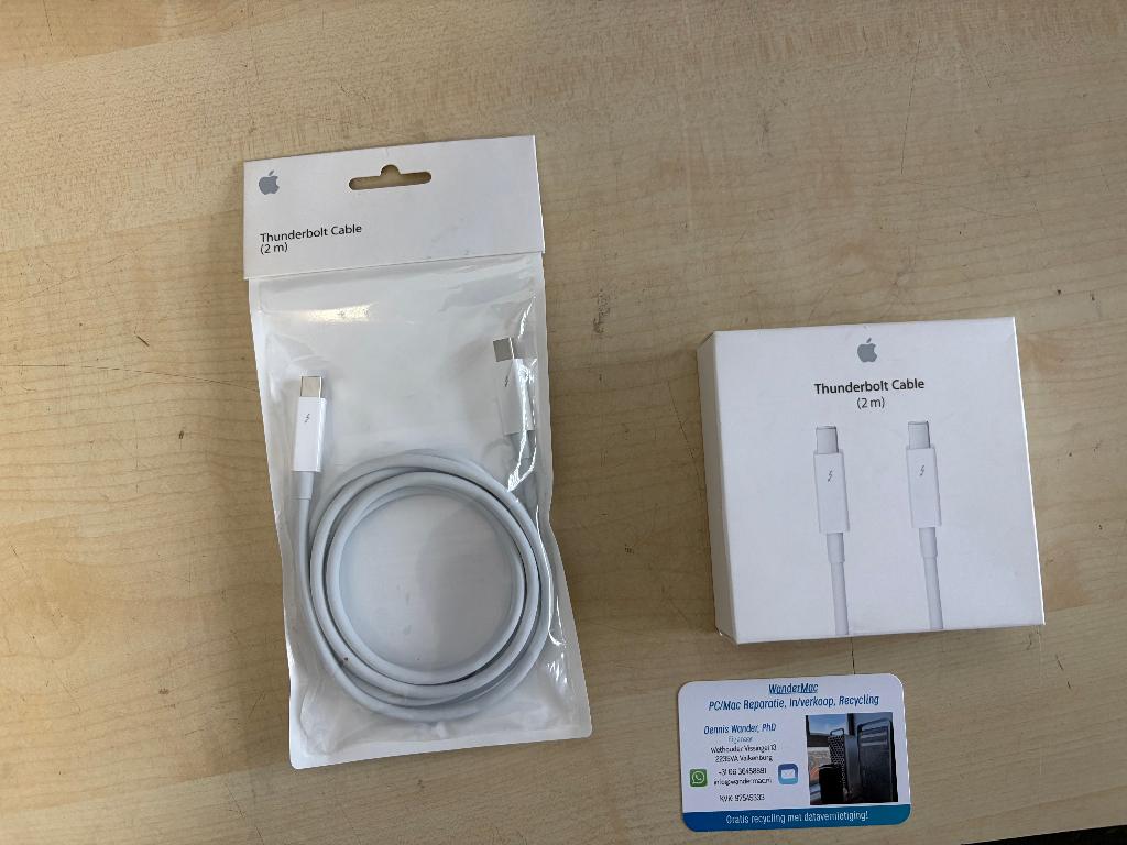 Apple Thunderbolt 2 kabel 2 meter (nieuw), Nieuw, Ophalen of Verzenden, A, A