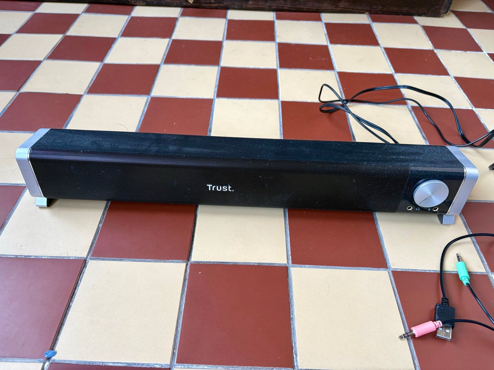 Trust Soundbar - Compacte Speaker voor PC/Laptop, Ophalen, Zo goed als nieuw