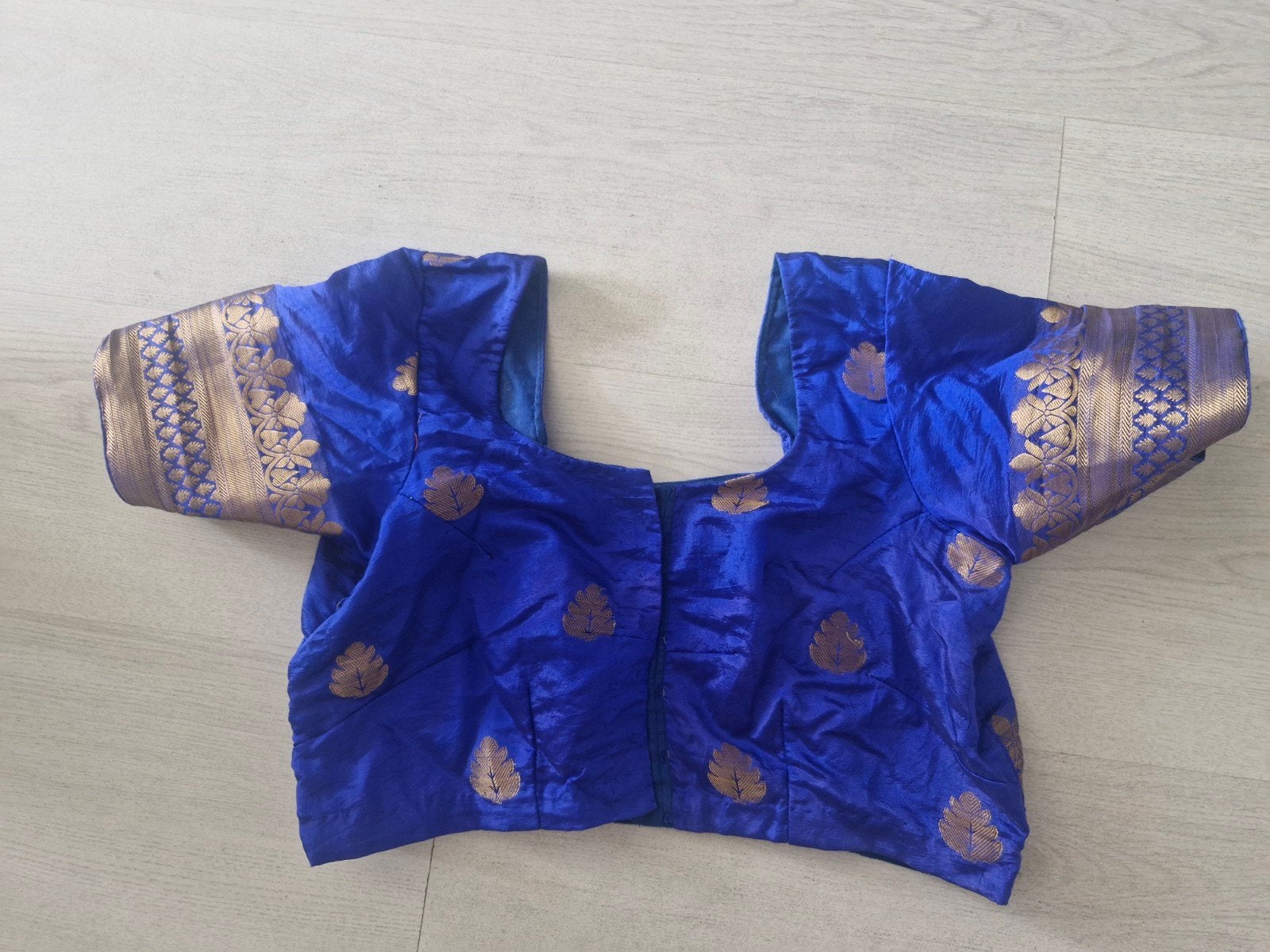 saree top, Kleding | Dames, Tops, Maat 38/40 (M), Blauw, Ophalen of Verzenden, Zo goed als nieuw