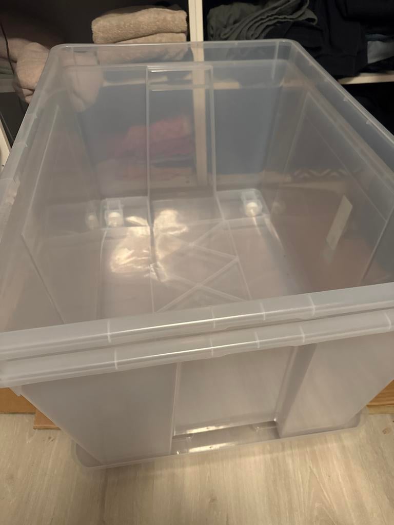 IKEA SAMLA Opbergbox met wieltjes, transparant 2 stuks, Doe-het-zelf en Verbouw, Kratten en Dozen, Ophalen of Verzenden, Zo goed als nieuw