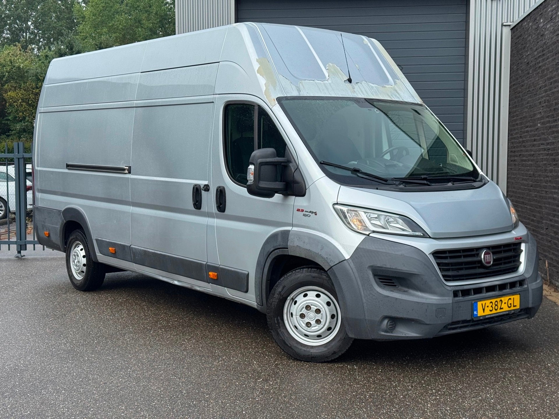 Fiat Ducato 35H 2.3 MultiJet L4H3 Airco|Navi|Camera, Voorwielaandrijving, Gebruikt, Euro 6, 2065 kg