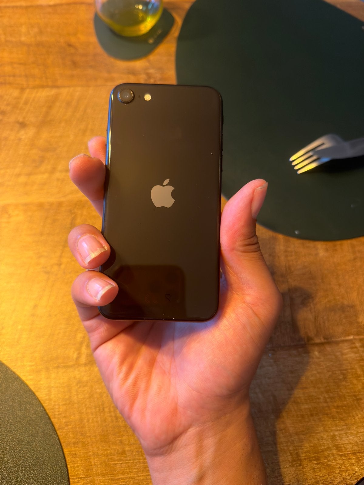IPhone SE ( 2 Generatie ) 64 GB, Telecommunicatie, Ophalen, Zwart, Zo goed als nieuw, 64 GB