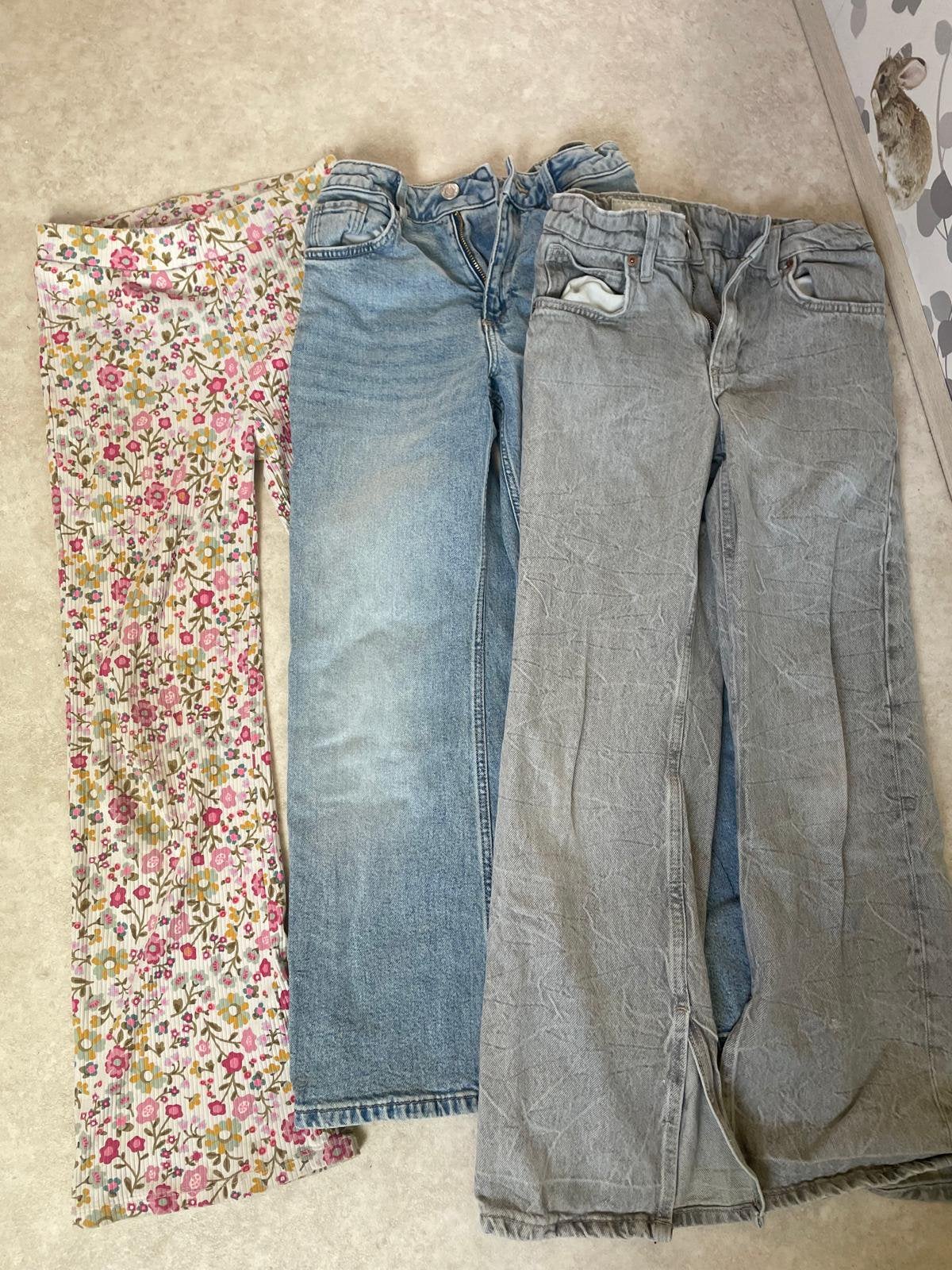 Gratis ophalen: Meisjes kleding maat 134/140, Ophalen, Zo goed als nieuw, Maat 134