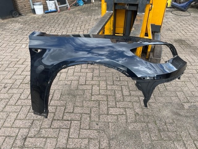Spatbord Rechts Voor M550 BMW X6 (E71/E72) 2013 51657052400, Gebruikt, Petuelring 130, München 80809, , Duitsland, BMW, Bayerische Motoren Werke AG