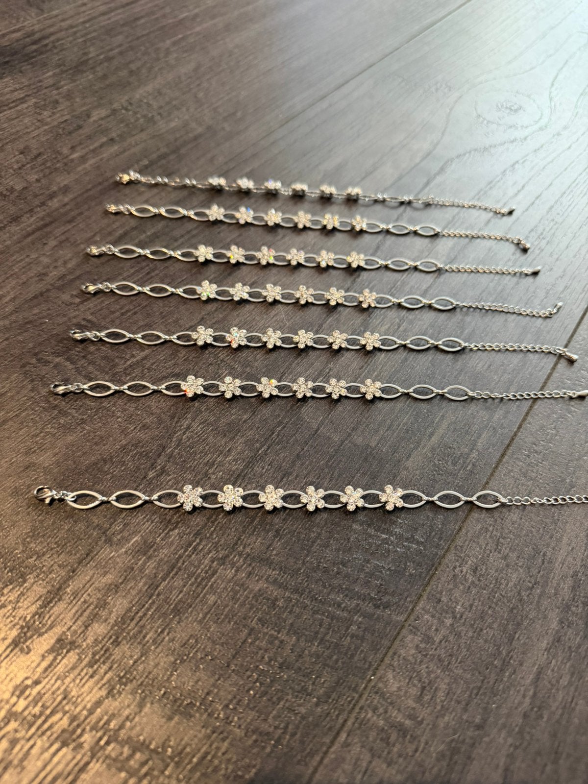 Partij 7 stuks roze strass armbanden 36/9, Ophalen of Verzenden, Nieuw, Roze, Overige materialen