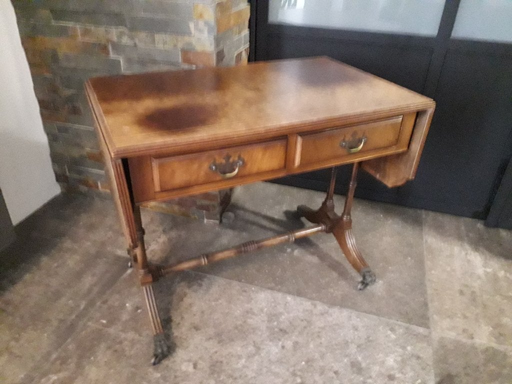 VINTAGE HANGOOR TAFELTJE met 2 LADEN en BRONZEN KLAUWPOTEN, Ophalen