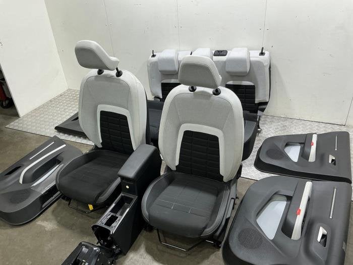 Bekleding Set (compleet) van een Citroen C3 (C3 24-), 12 maanden garantie, Gebruikt, -, Ophalen of Verzenden