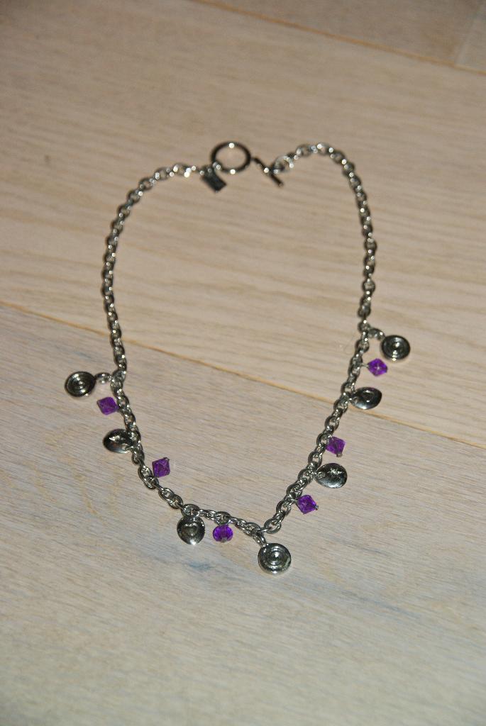 Te koop Ketting + armband Trendy zilverkleur paars hart ster, Ophalen of Verzenden, Nieuw, Zilver, Overige materialen