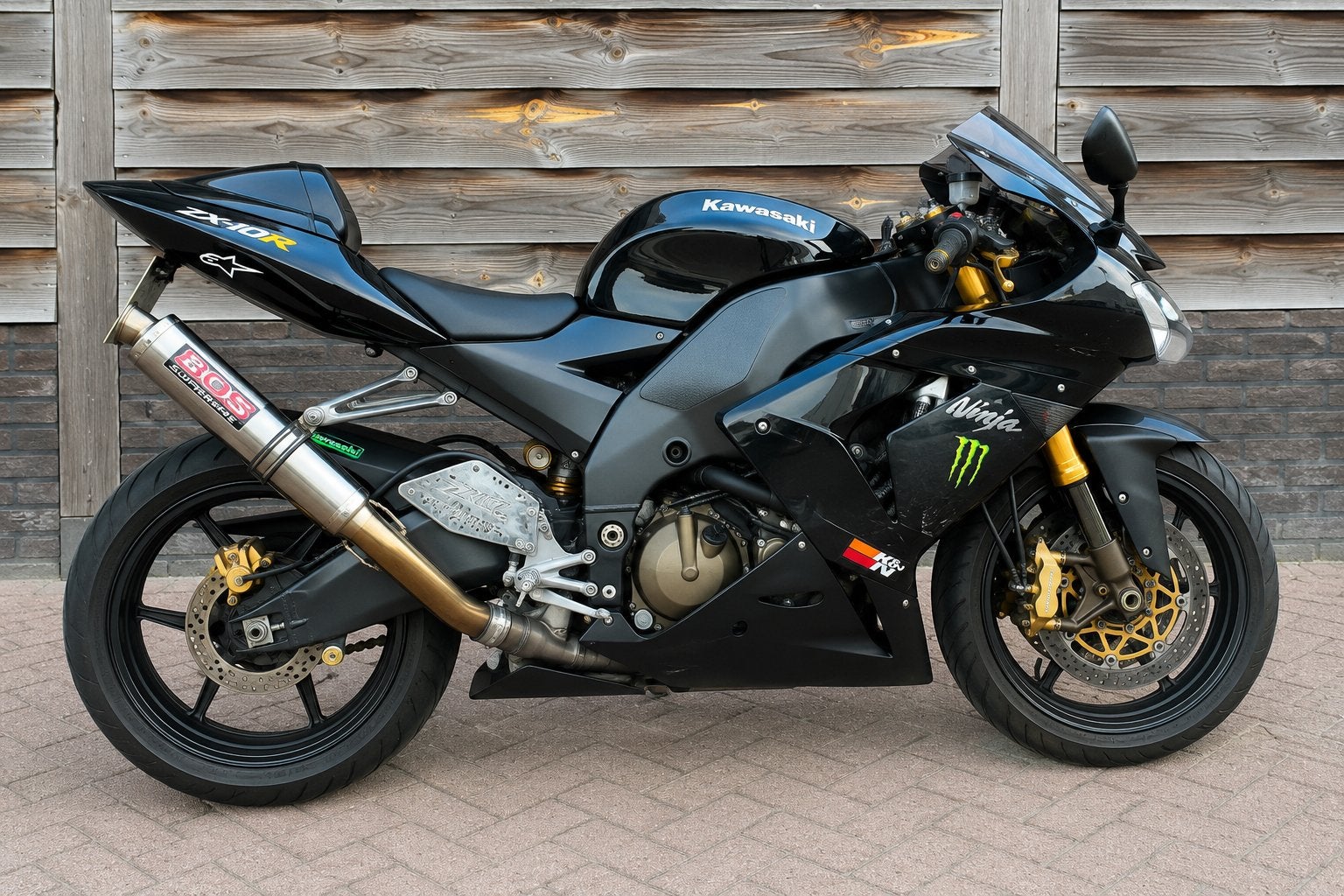 Kawasaki ZX-10R Ninja 2005 – BOS uitlaat, Sportuitlaat, 4 cilinders, Motorrijbewijs A, Gebruikt