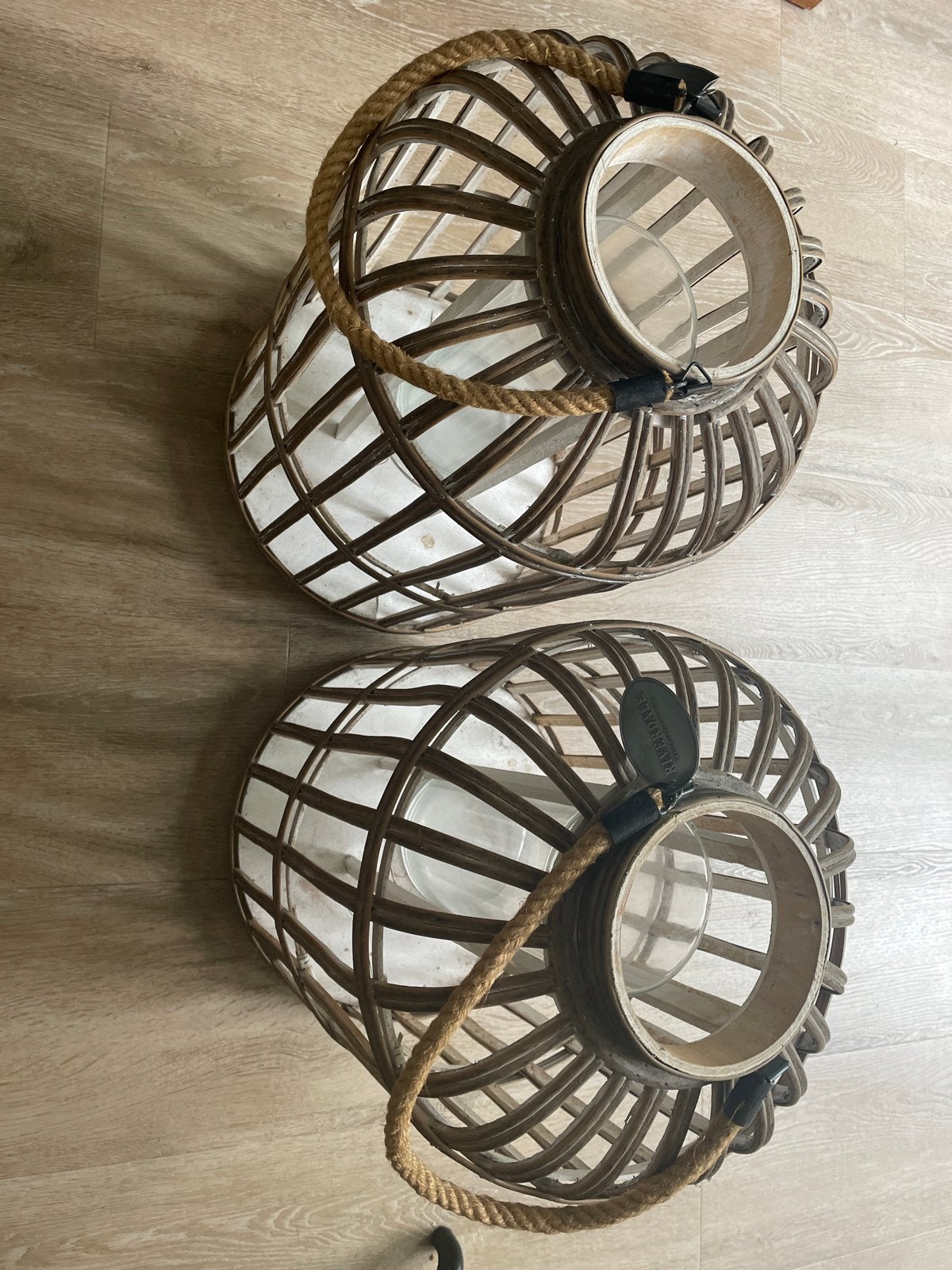 Set van 2 Riverdale rotan lantaarns, 50 cm hoog, Huis en Inrichting, Ophalen, Riverdale, Natuurlijk materiaal, Zo goed als nieuw