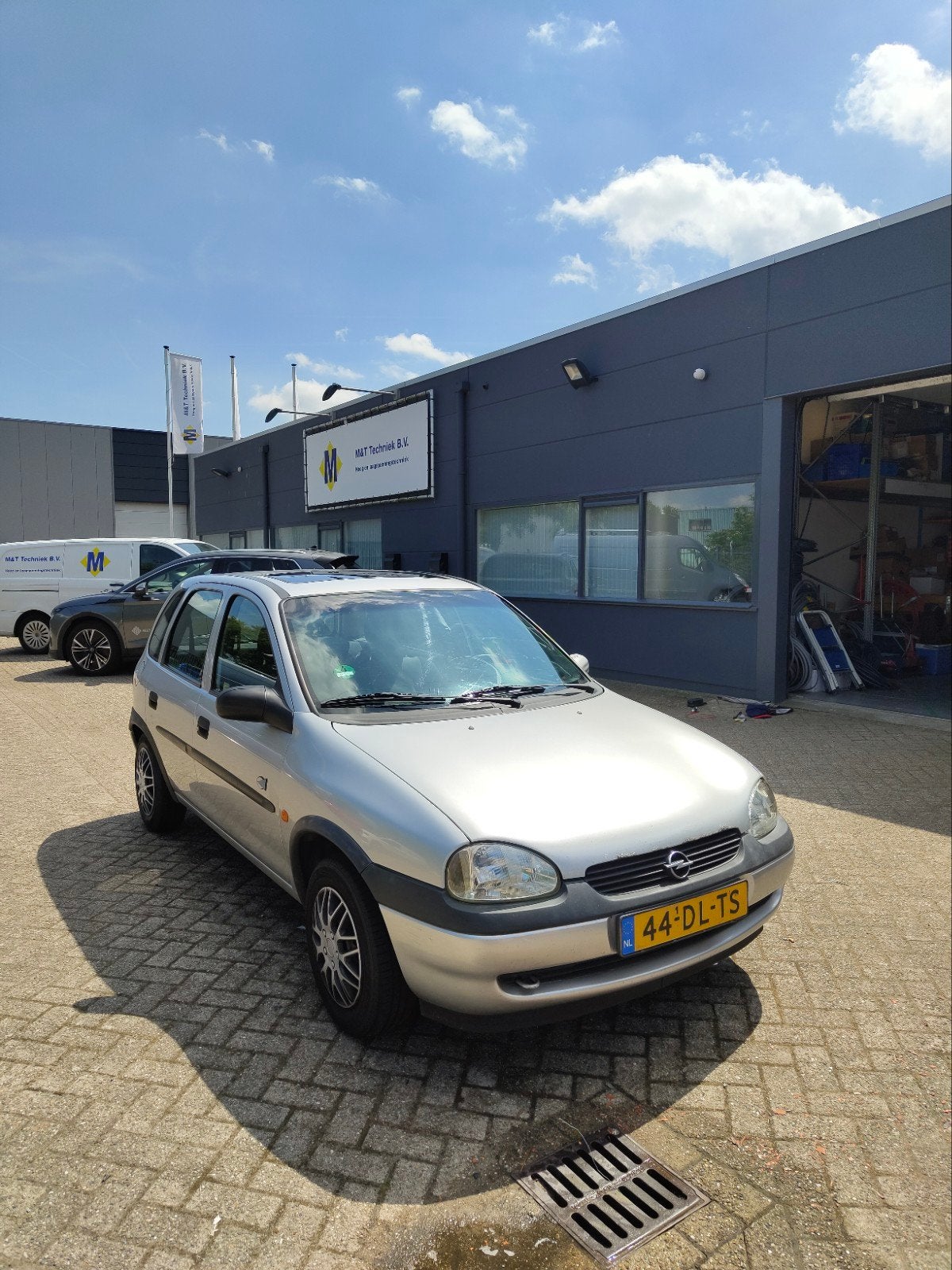 Opel Corsa 1.2 I 16V 5D 1999 Grijs, Auto's, Opel, Airbags, Origineel Nederlands, Handgeschakeld, Particulier