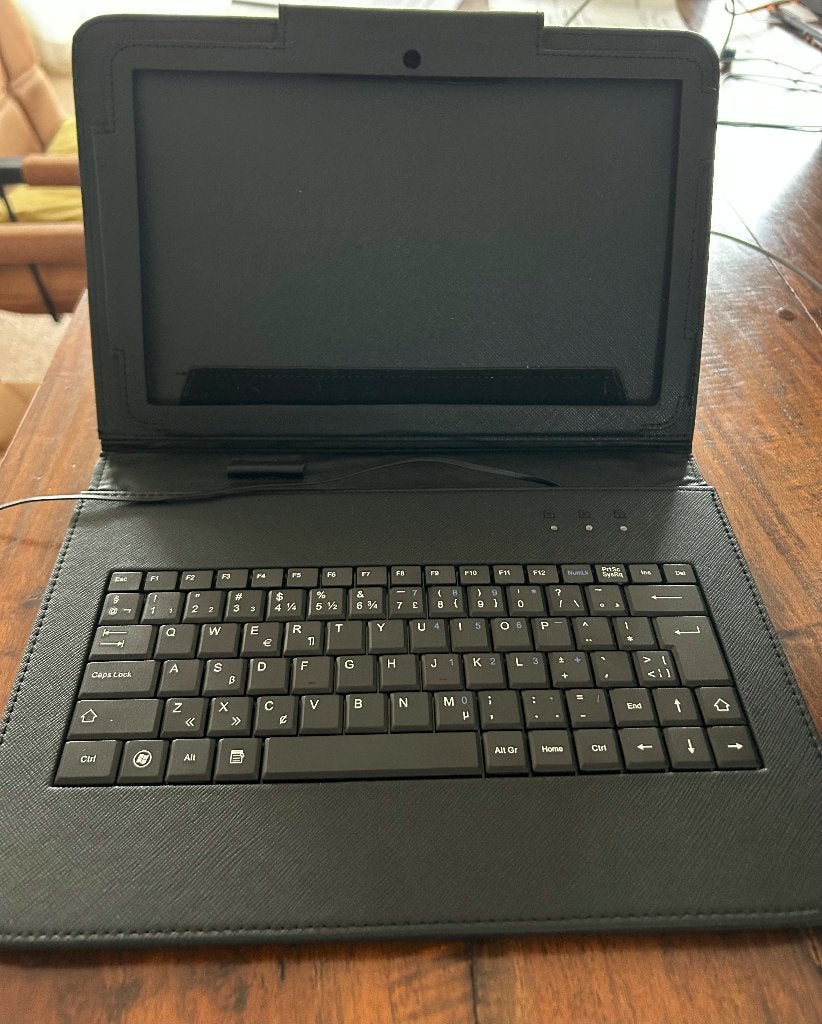 Toetsenbord, tevens bescherm hoes voor tablet., Ophalen, Nieuw, 12 inch, Bescherming voor- en achterkant