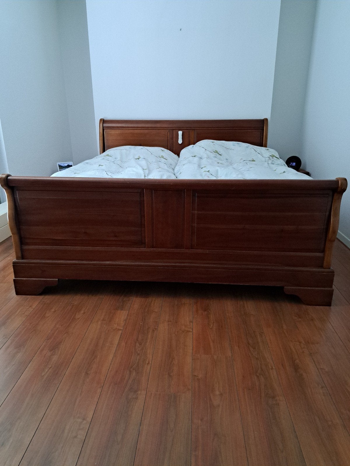 Tweepersoonsbed kleur kersenhout 180x200 cm, Huis en Inrichting, Slaapkamer | Bedden, Ophalen, Gebruikt, Tweepersoons, Overige maten