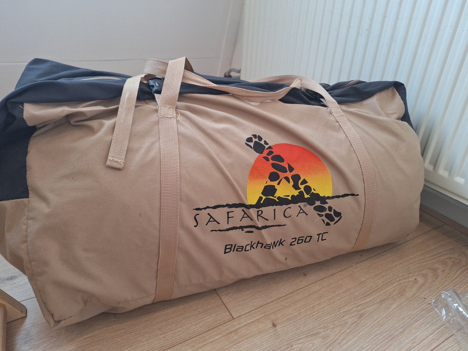 Safarica Blackhawk 260 TC tunneltent - Zo goed als nieuw, Ophalen, Zo goed als nieuw, Tot en met 4