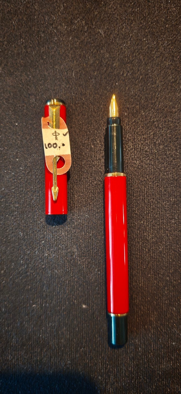 Vintage Parker Vulpen - Rood/Goud - Nieuw en Ongebruikt, Ophalen of Verzenden, Nieuw, Vulpen, Parker