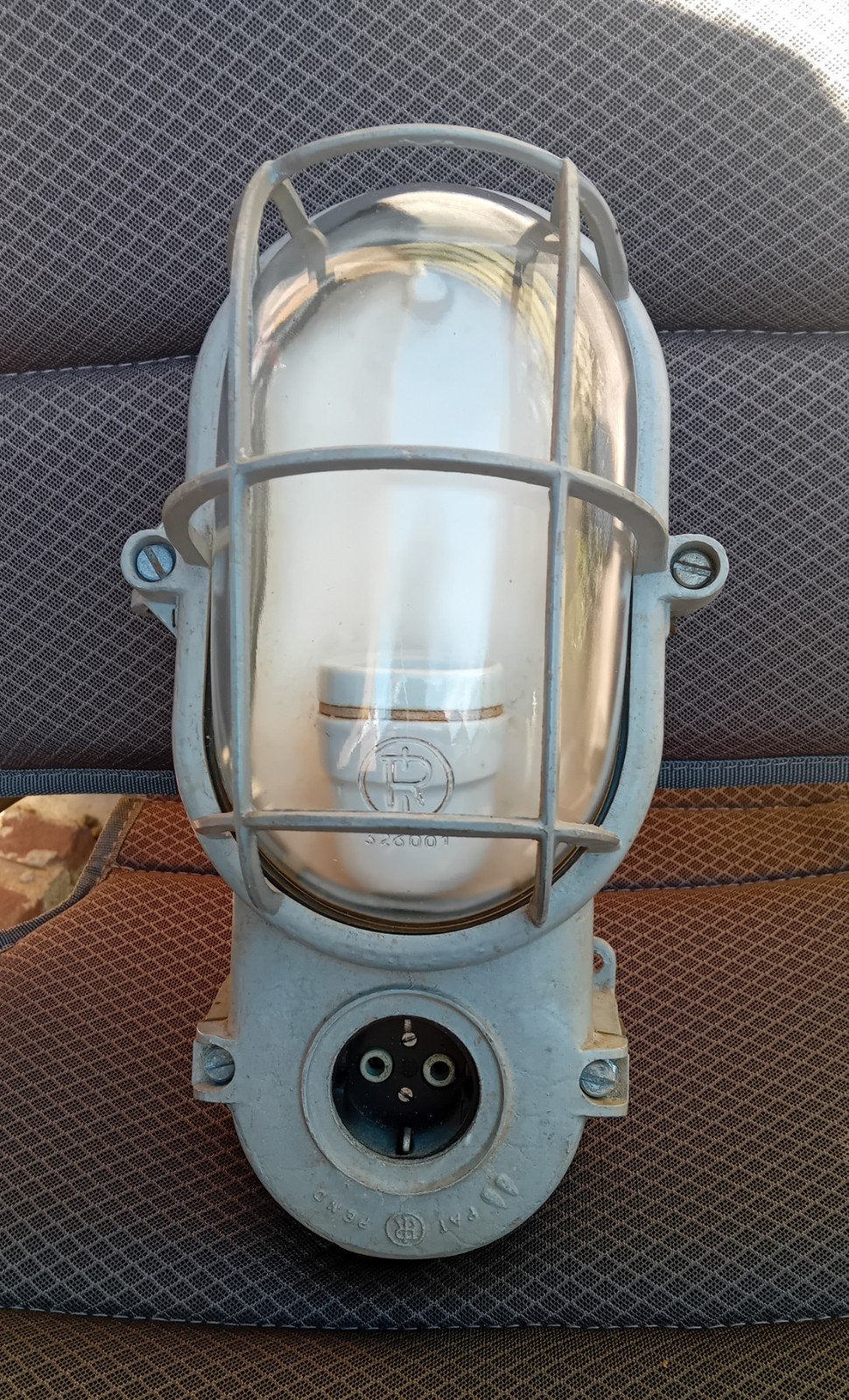 Vintage Industriële Wandlamp van industria rotterdam, Antiek en Kunst, Ophalen of Verzenden