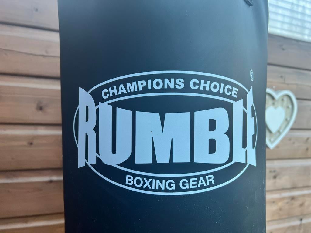 Bokszak Rumble met Bruce Lee muurbeugel, Ophalen, Gebruikt, Bokszak