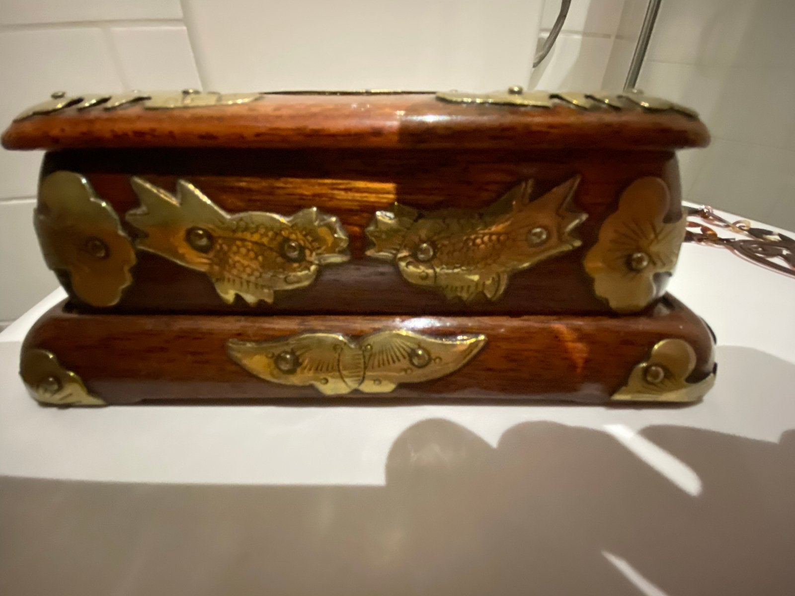 Antieke Houten  Oosterse Sieradendoos met Messing Decoraties, Ophalen of Verzenden