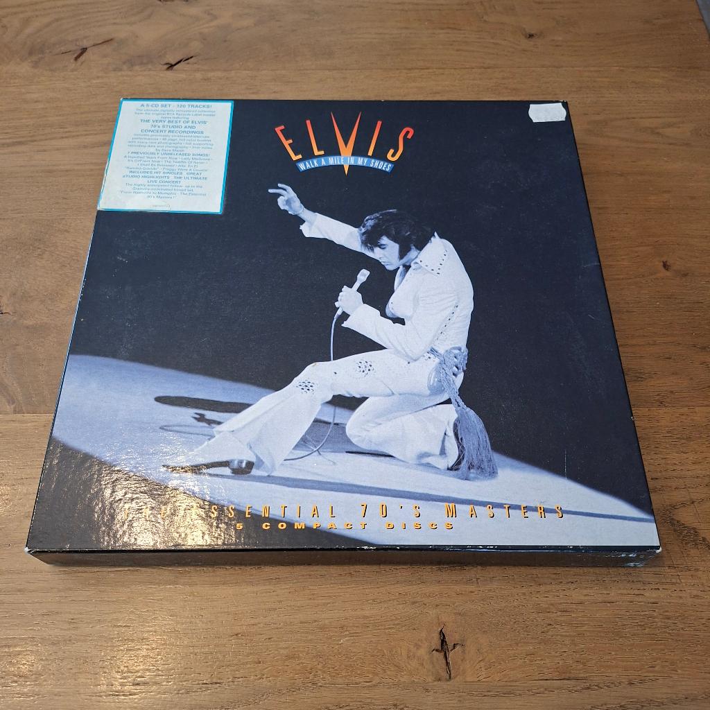 Elvis Presley Walk A Mile In My Shoes Cd Box + Boekje, Ophalen of Verzenden, Gebruikt