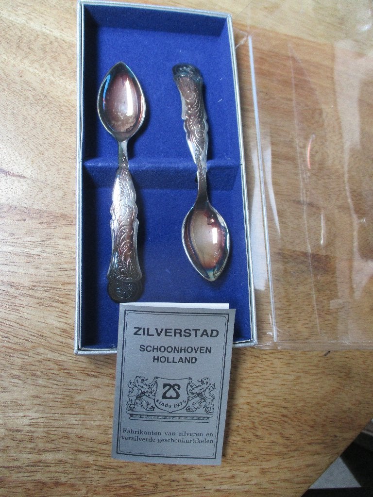 Zilverstad Schoonhoven 2 verzilverde Biedermeier lepeltjes, Antiek en Kunst, Verzenden